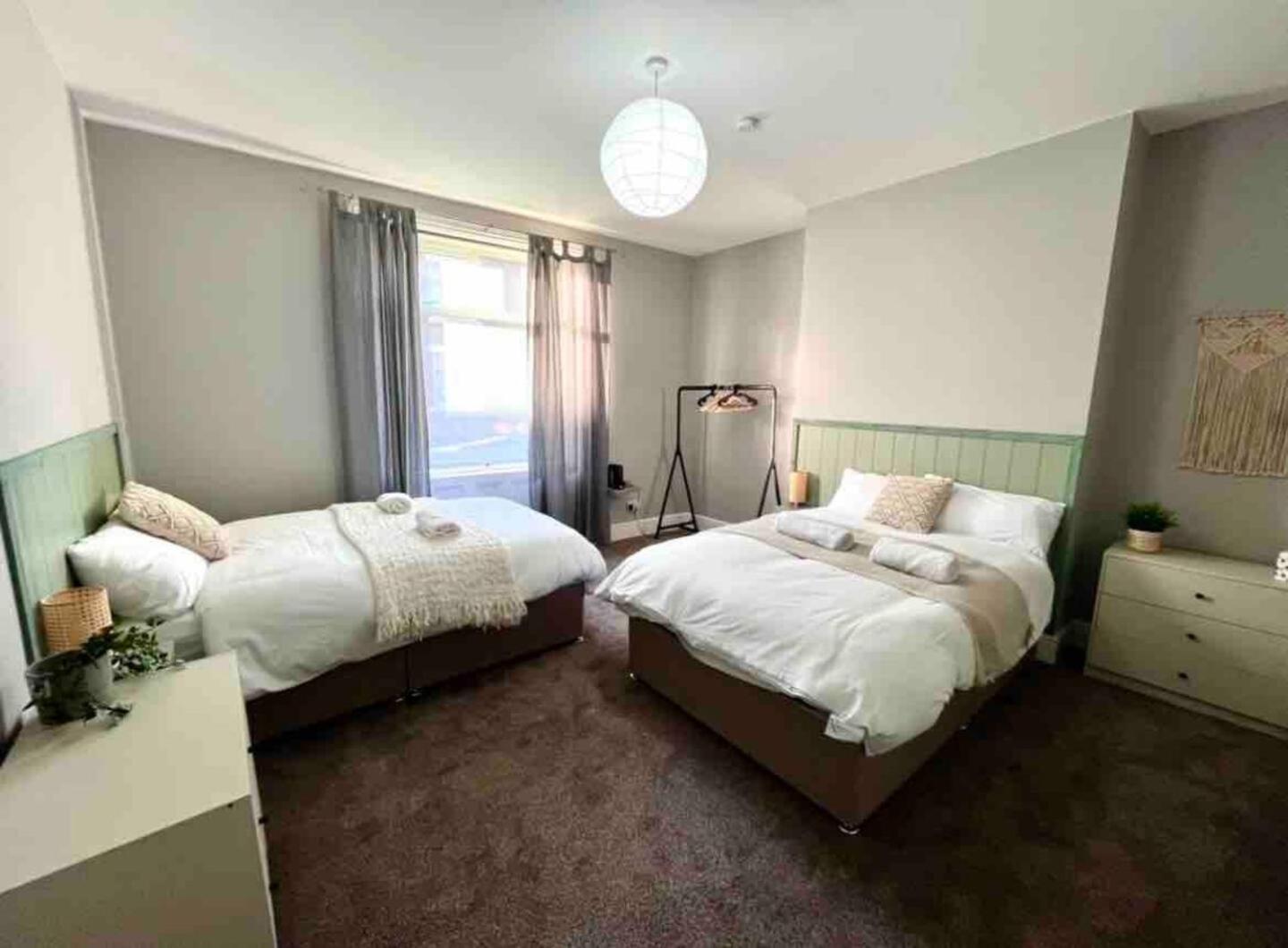 Gorgeous Spacious 2 Bedroom Home 10 Mins To City Gateshead Bagian luar foto